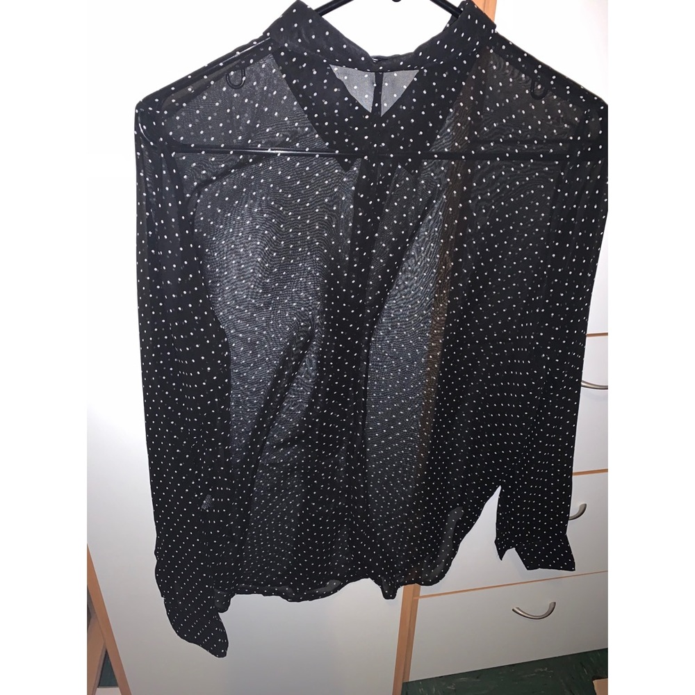 NWOT Forever 21 sz. M polka dot blouse - Picture 2 of 4